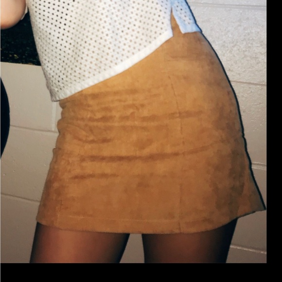 Corduroy Mini skirt - Picture 4 of 4